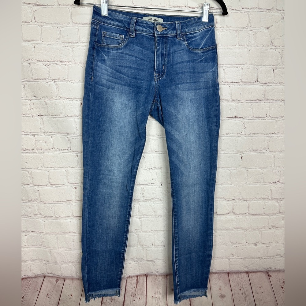 Refuge Jegging Jean Sz 4 Blue Cotton Blend Stretch Distressed raw hem mid rise